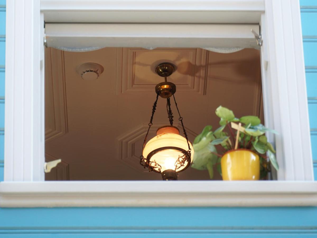 Tilas - Rooms In 19Th Century Wooden Townhouse,Kadikoy Istambul Extérieur photo