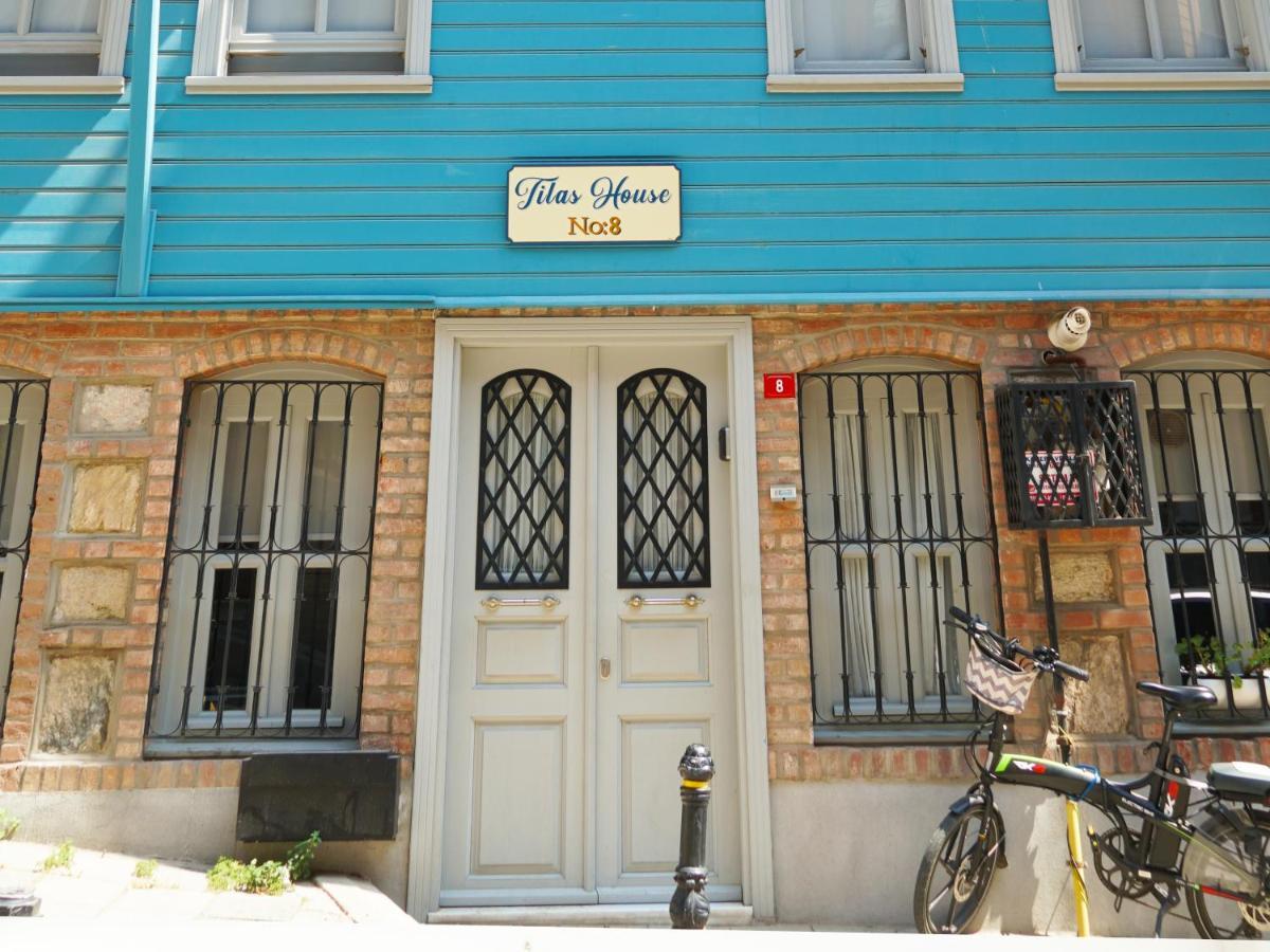 Tilas - Rooms In 19Th Century Wooden Townhouse,Kadikoy Istambul Extérieur photo