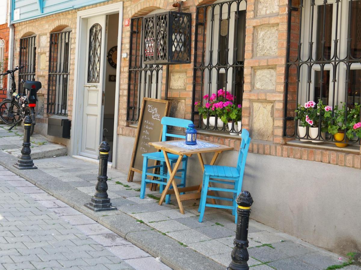 Tilas - Rooms In 19Th Century Wooden Townhouse,Kadikoy Istambul Extérieur photo