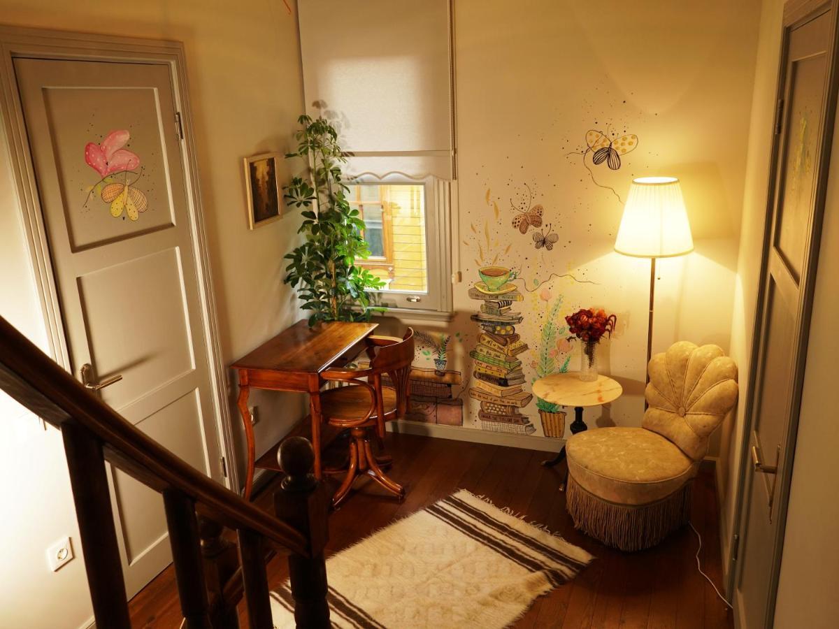 Tilas - Rooms In 19Th Century Wooden Townhouse,Kadikoy Istambul Extérieur photo