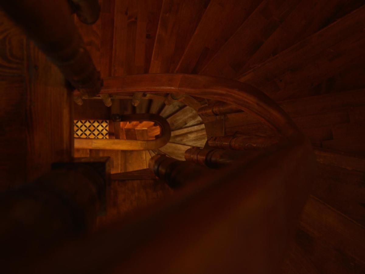 Tilas - Rooms In 19Th Century Wooden Townhouse,Kadikoy Istambul Extérieur photo