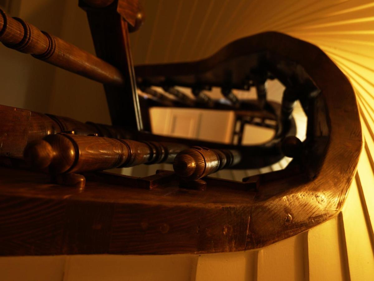 Tilas - Rooms In 19Th Century Wooden Townhouse,Kadikoy Istambul Extérieur photo