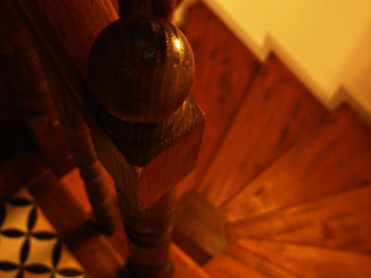 Tilas - Rooms In 19Th Century Wooden Townhouse,Kadikoy Istambul Extérieur photo