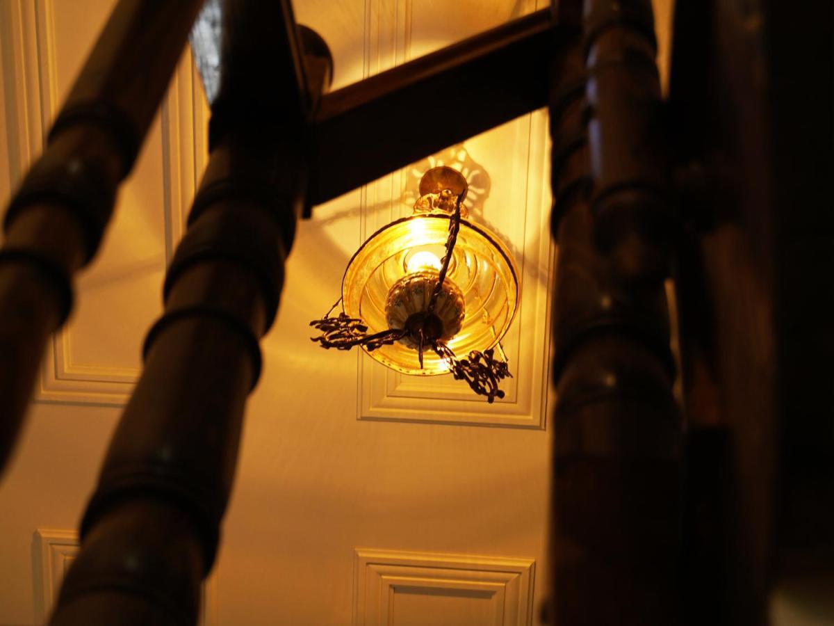 Tilas - Rooms In 19Th Century Wooden Townhouse,Kadikoy Istambul Extérieur photo